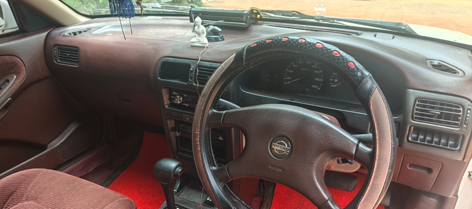 Nissan Sunny 1991