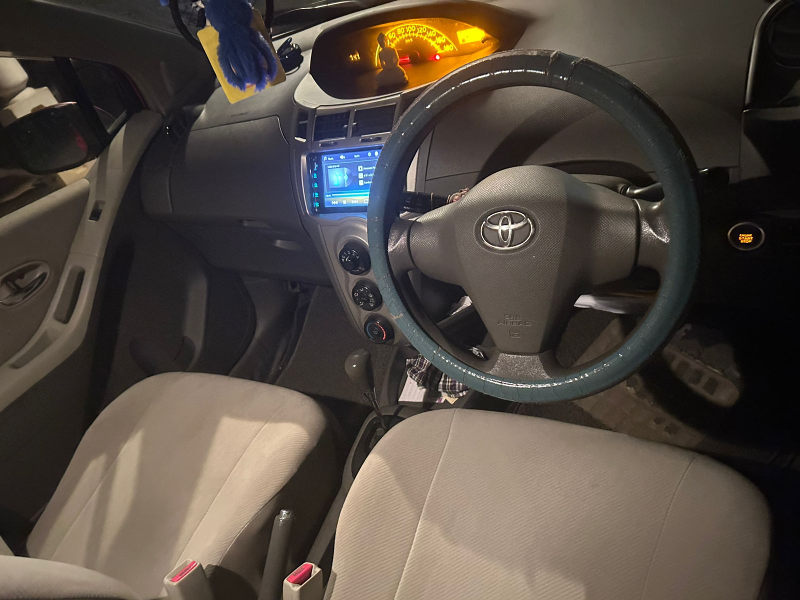 Toyota Vitz 2008