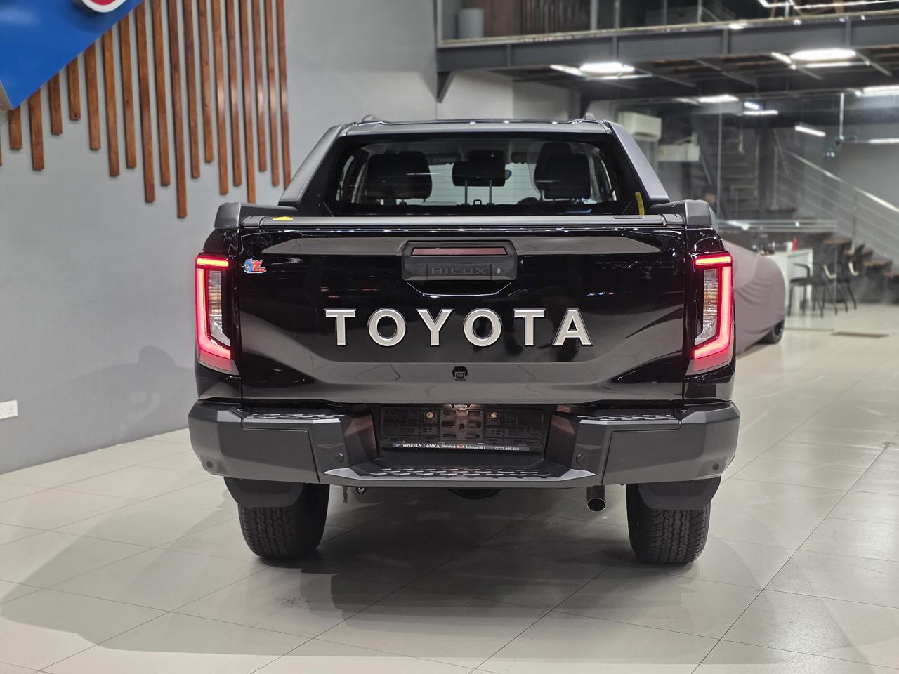 Toyota Hilux Travo Overland Plus 2025