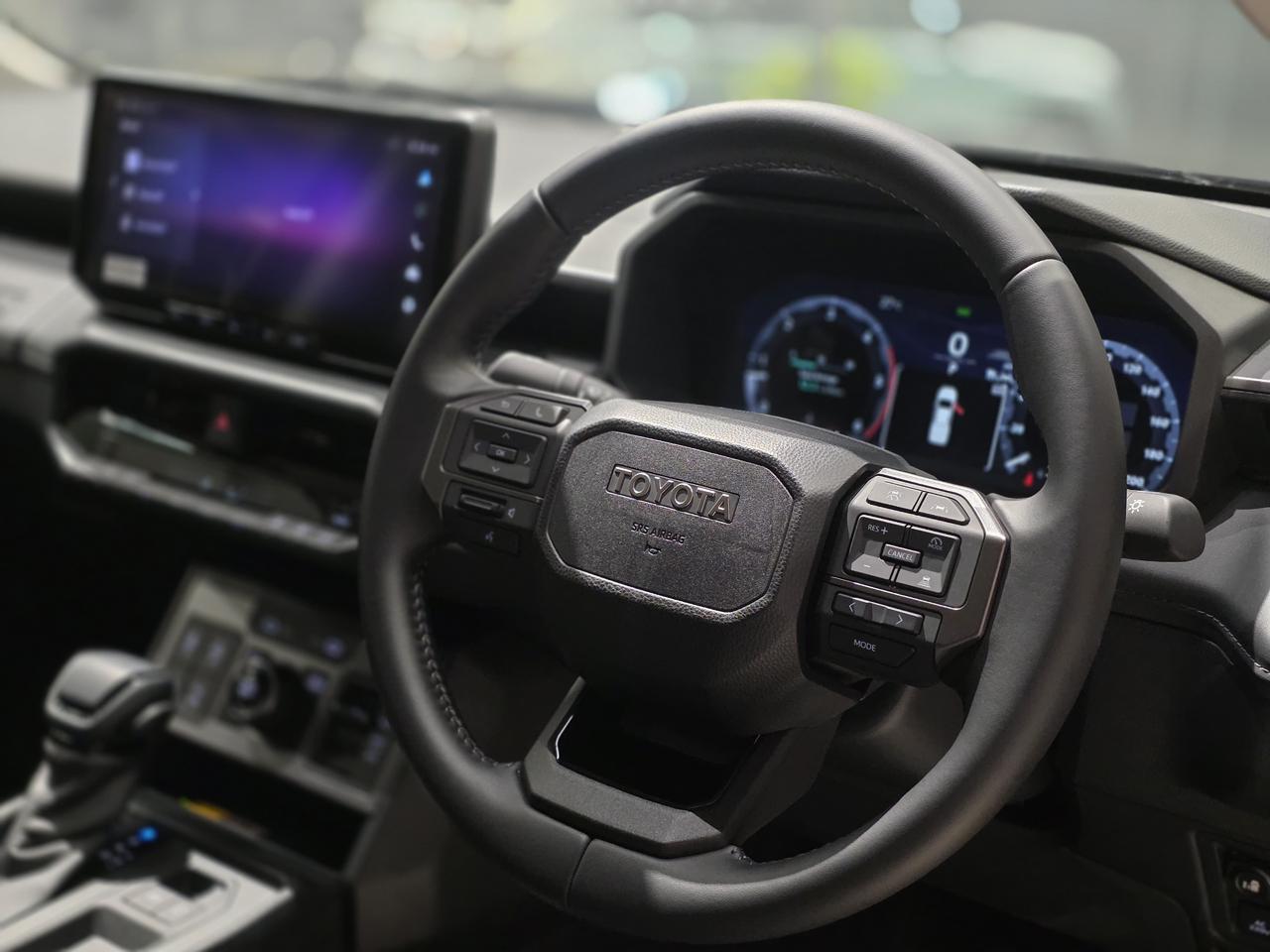 Toyota Hilux Travo Overland Plus 2025