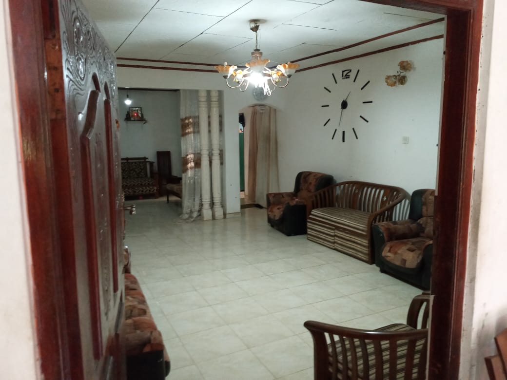House with Tea Land Kalupahana