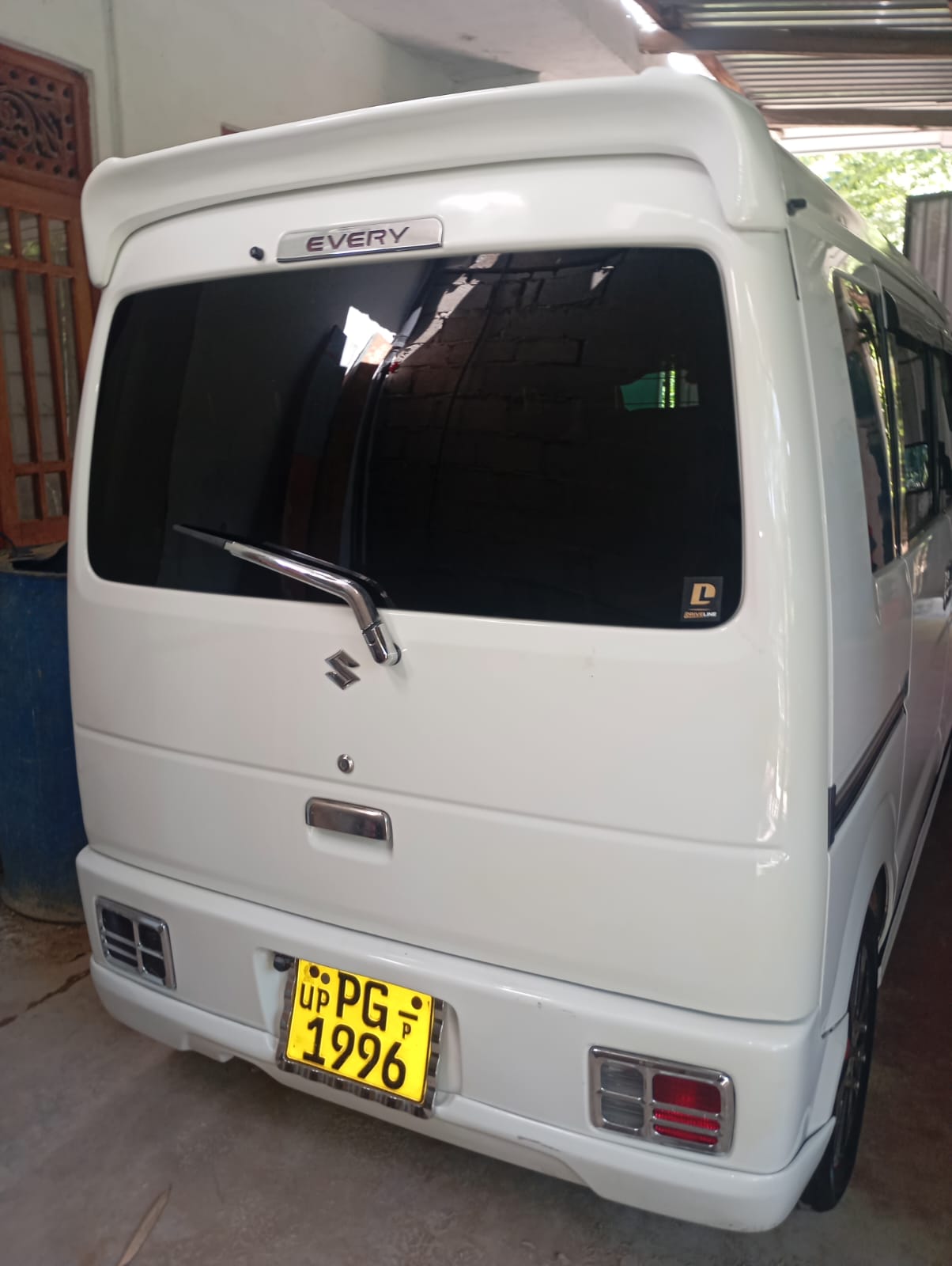 Suzuki Every 2011