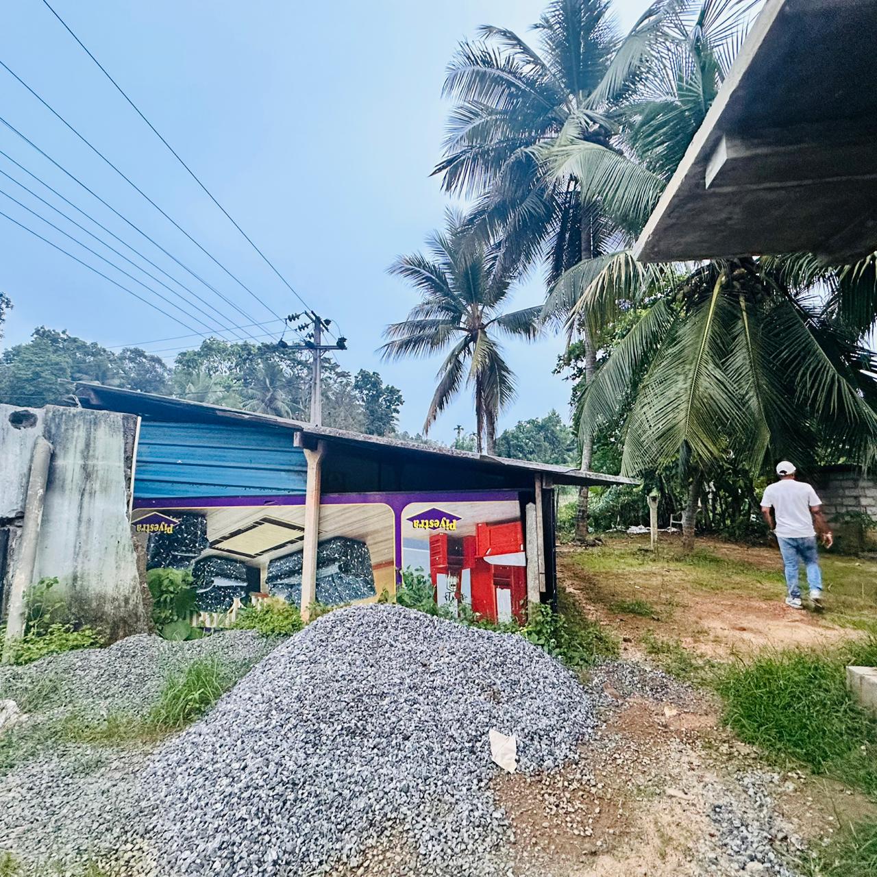 අංගම්පිටිය භූමියක් විකිණීමට