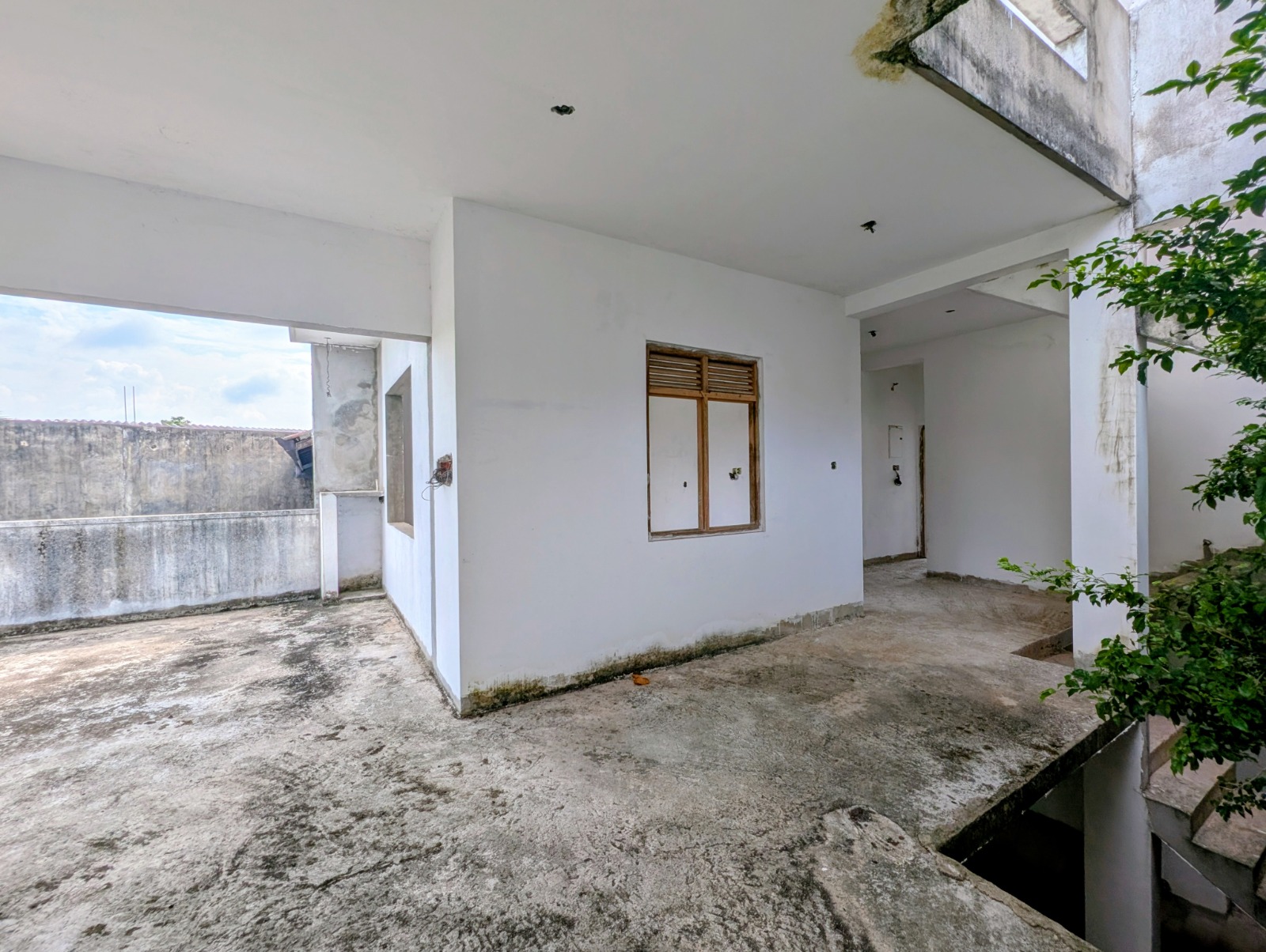 Partly completed 2-story house for sale at Malabe