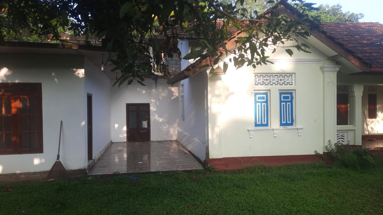 Land With House For Sale In Balummahara