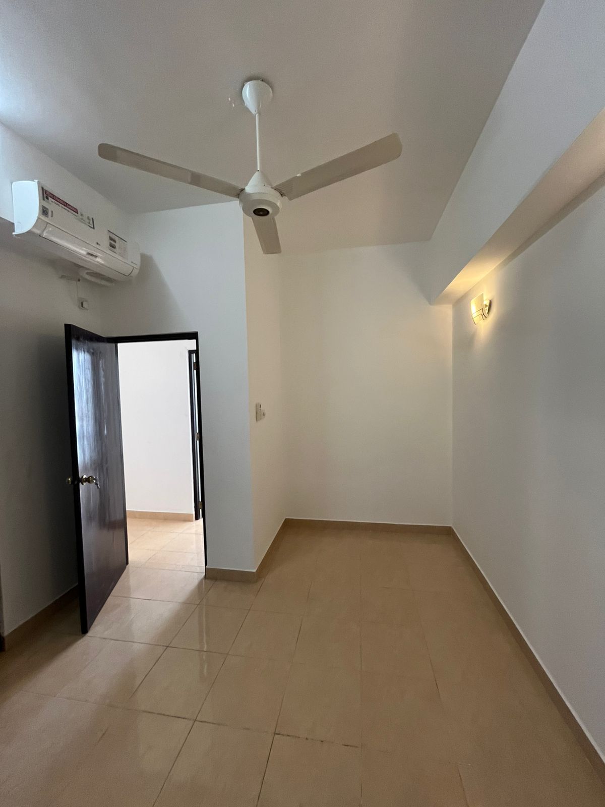 Three Bedroom Apartment – Colombo 6