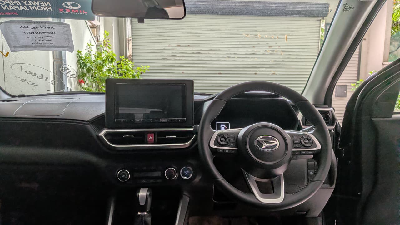 Daihatsu Rocky Premium G Hybrid 2024