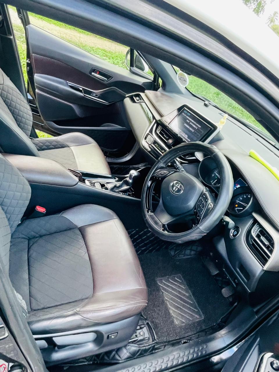 Toyota CHR NGX10 2019