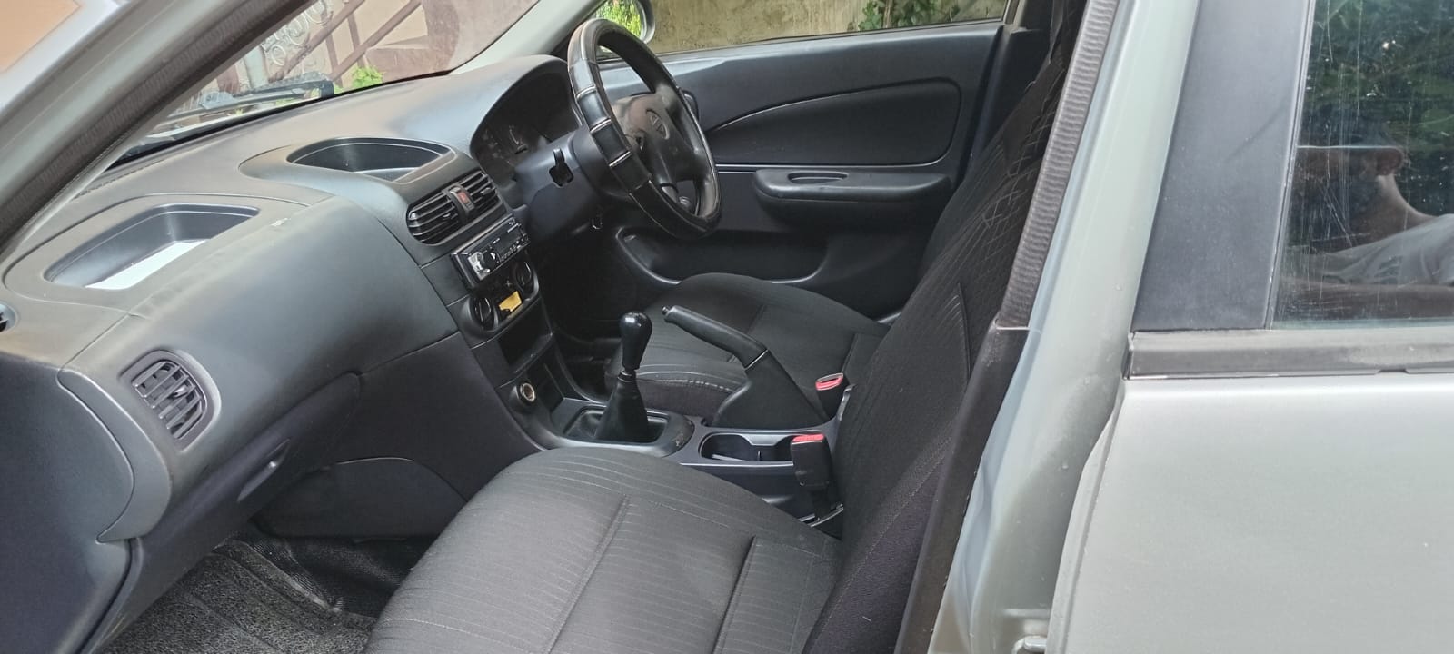 Nissan AD Wagon 2000
