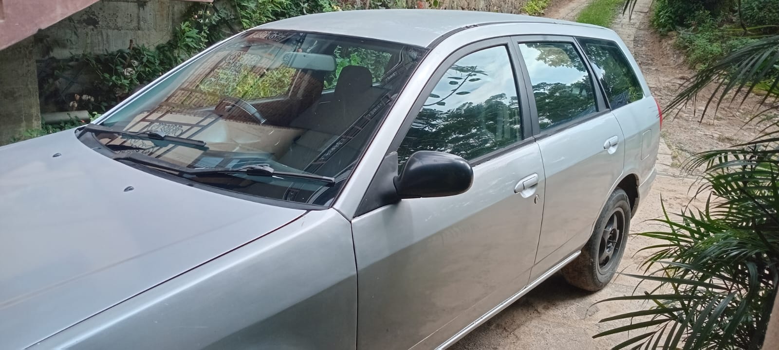 Nissan AD Wagon 2000