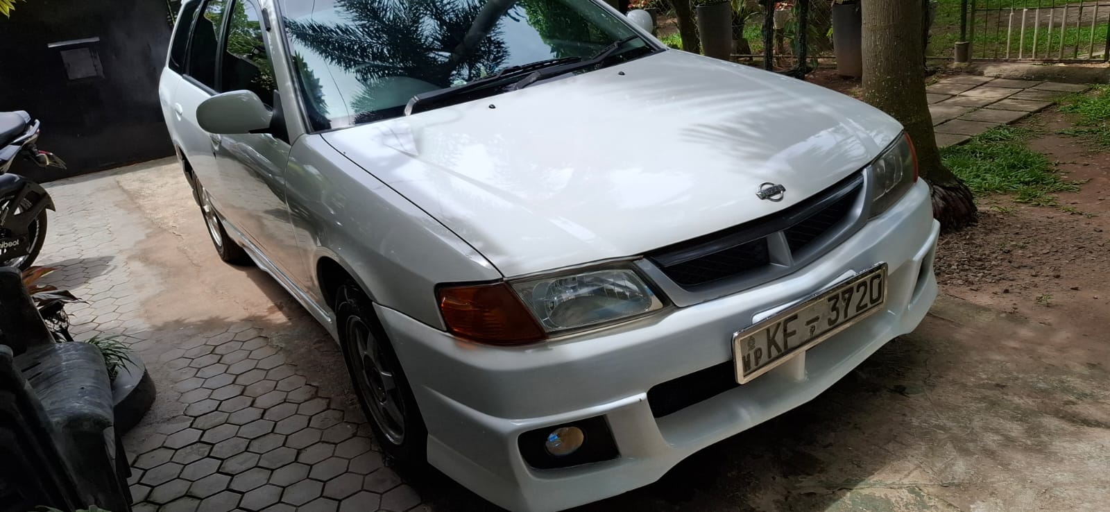 Nissan Wingroad 2003
