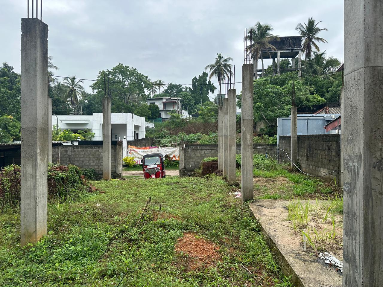 Land with Completed Foundation for Sale – Ragama, Welisara