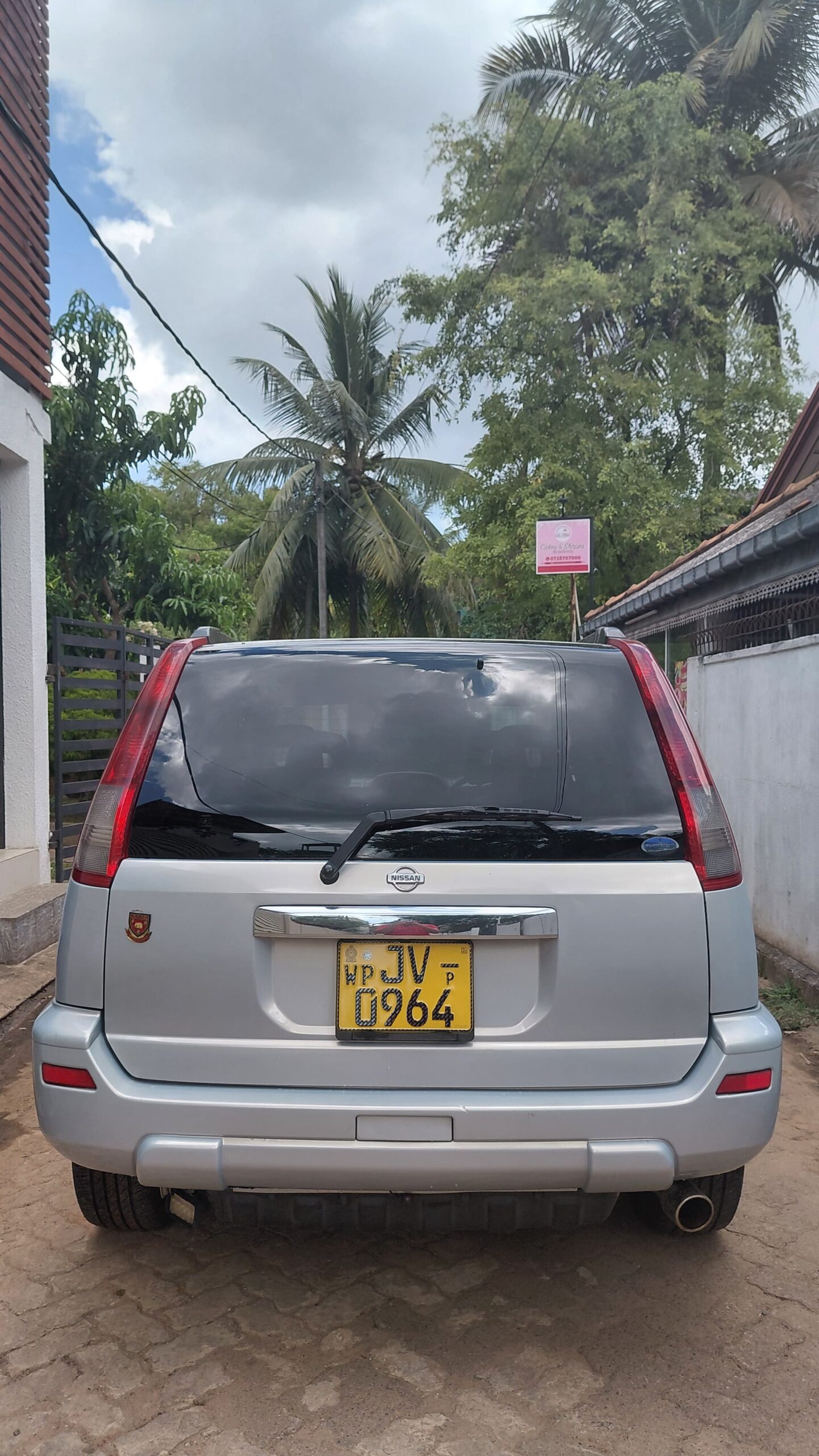 Nissan X-Trail 2001 SUV