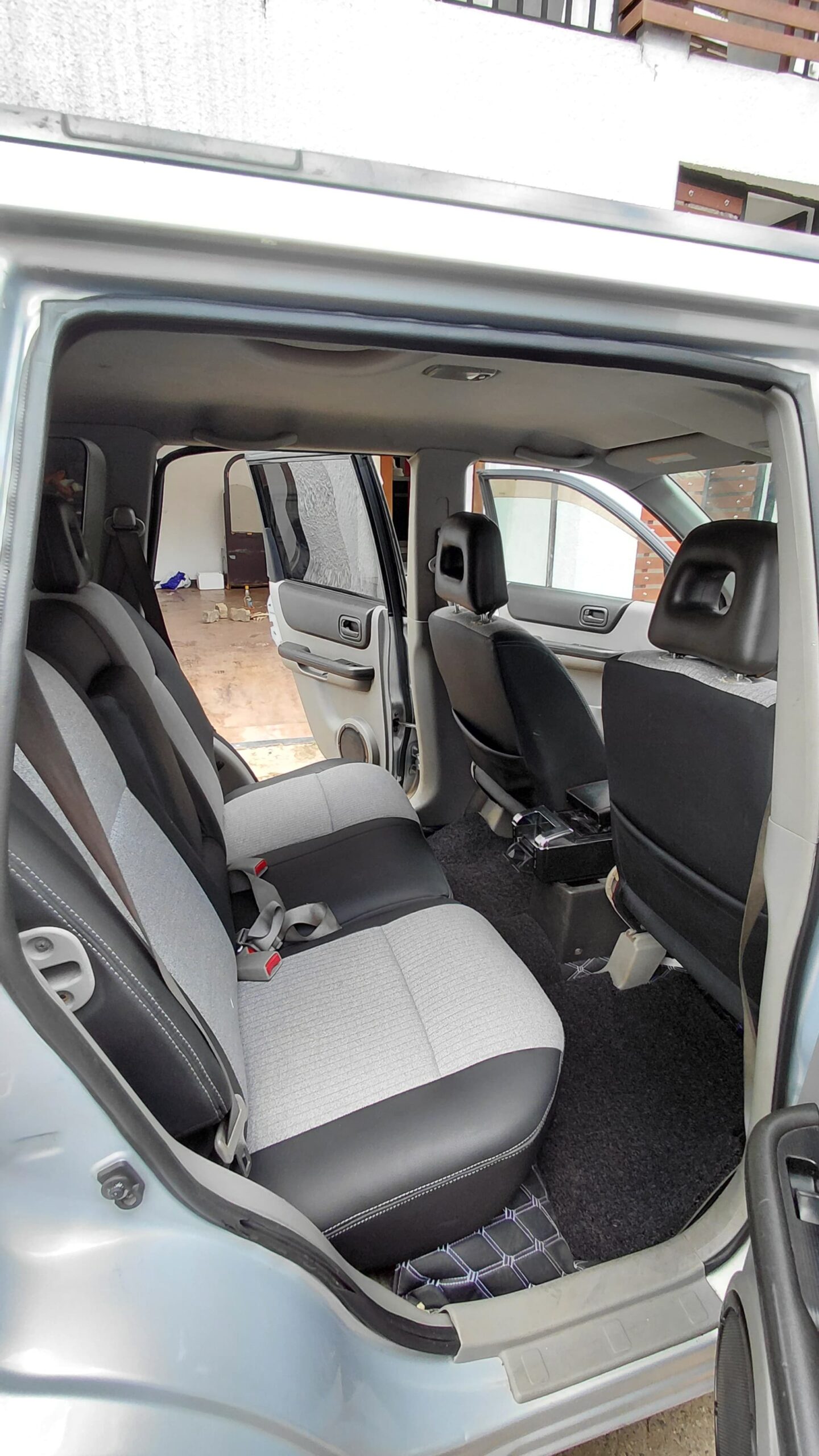 Nissan X-Trail 2001 SUV