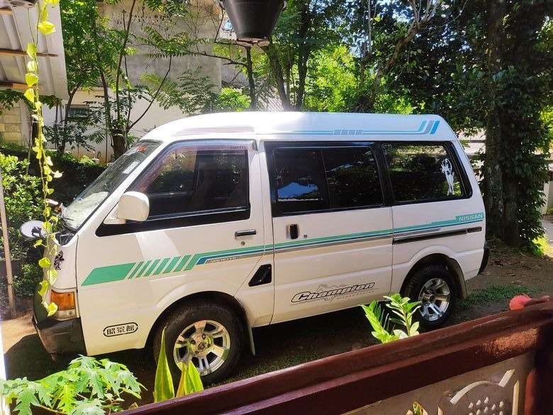 Nissan Vanette 1987