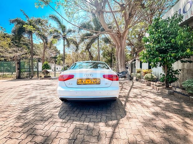 Audi A4 2014