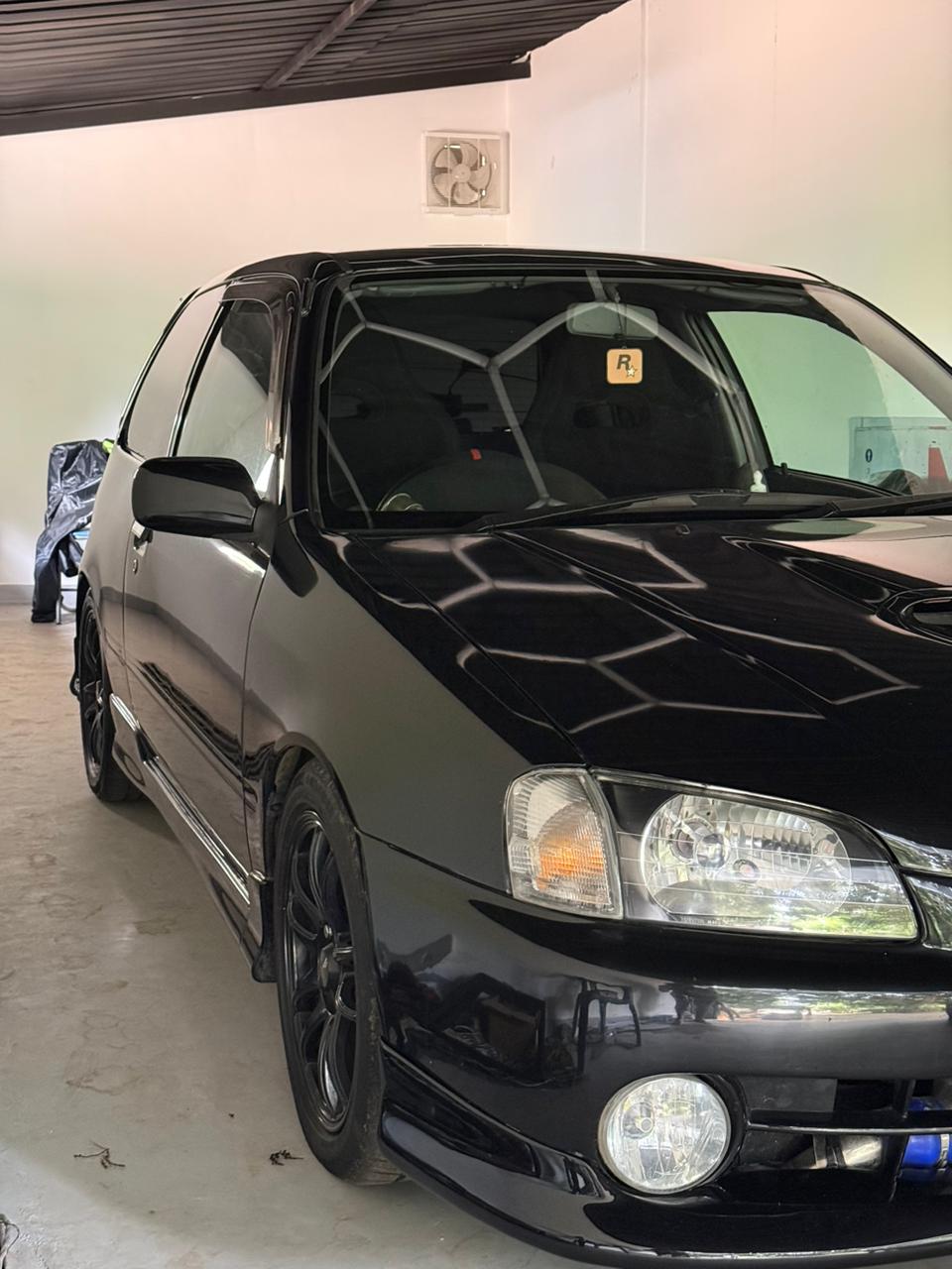 Toyota Starlet Glanza V 1997