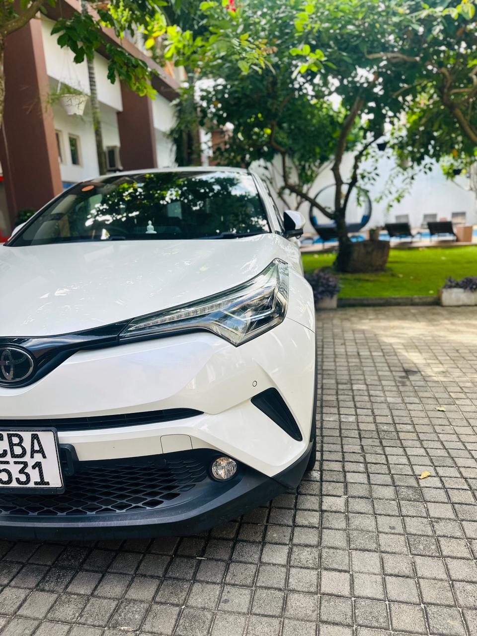 Toyota CHR NGX50 2017