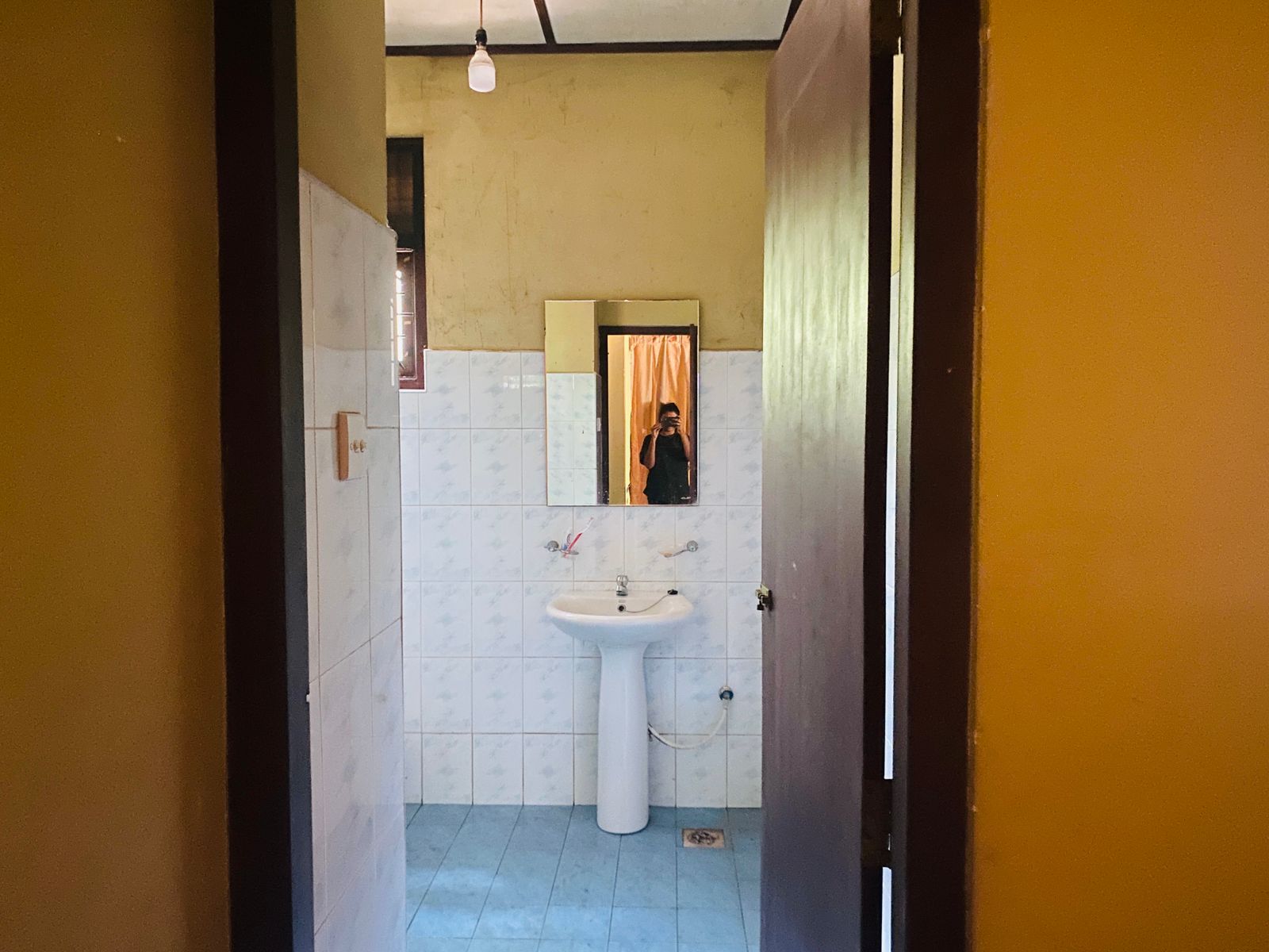 මල්වාන නිවසක් විකිණීමට