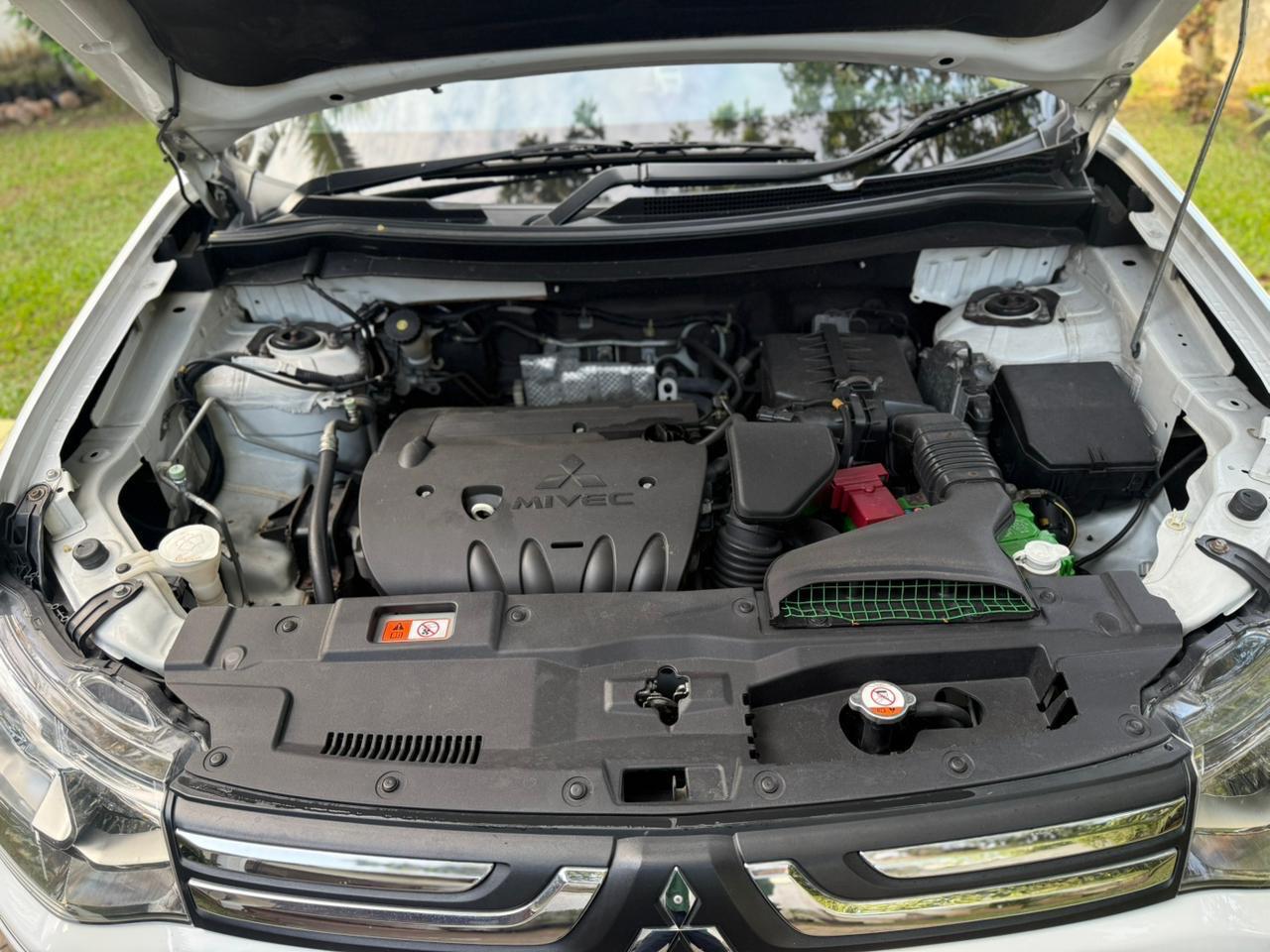 Mitsubishi Outlander 2014