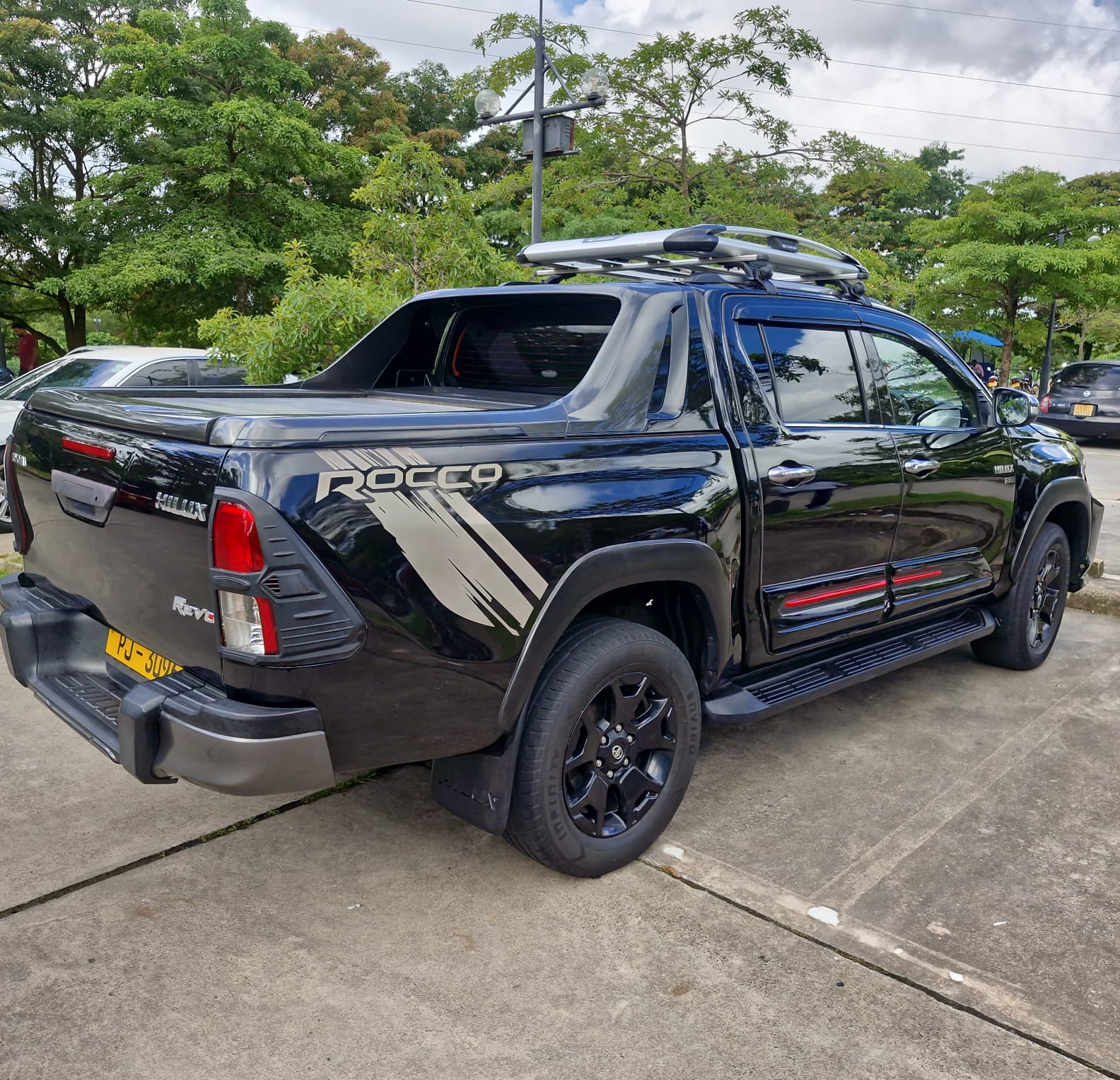 Toyota Hilux Rocco 2019