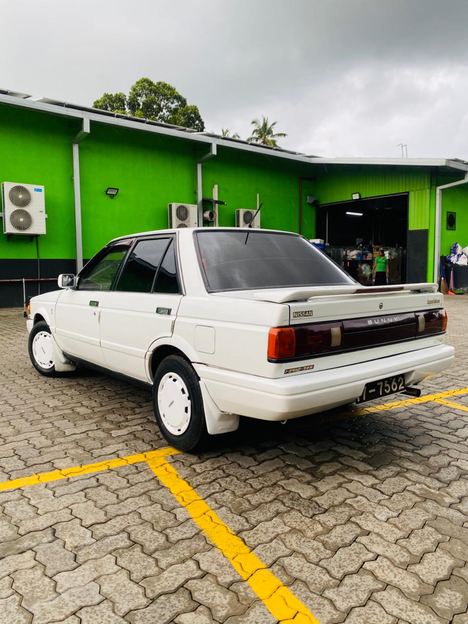 Nissan Sunny Super Saloon 1989