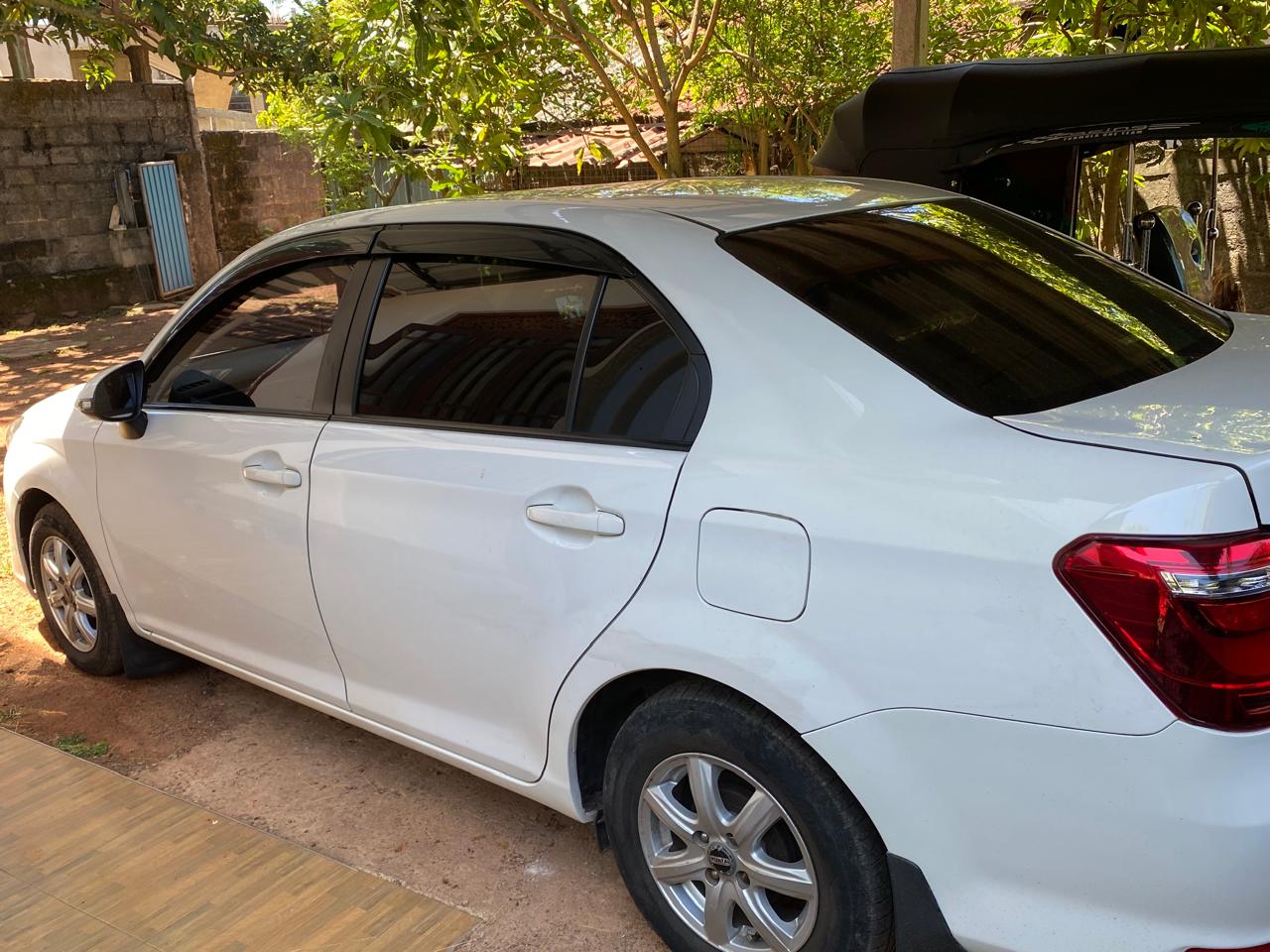 Toyota Axio 2017