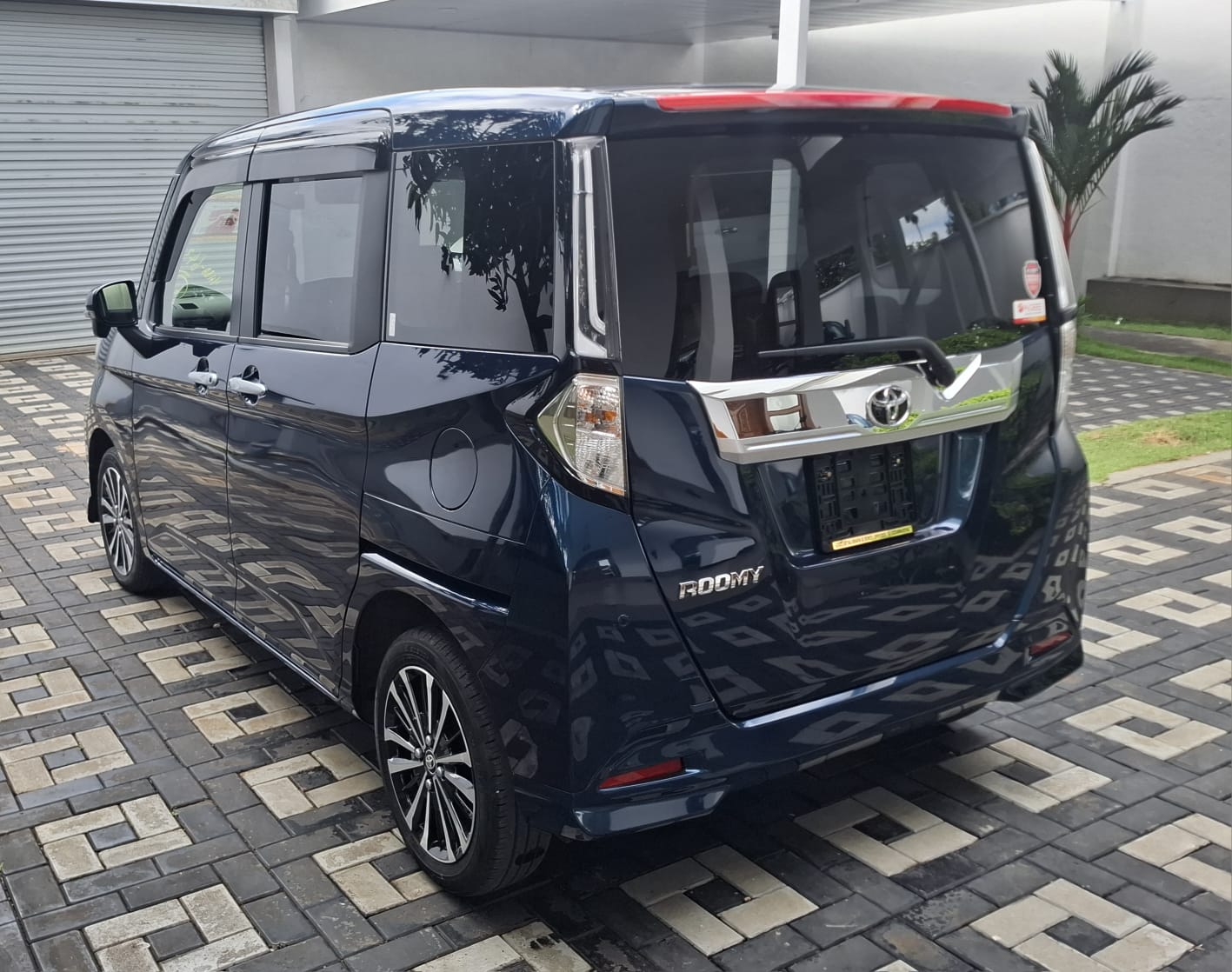 Toyota Roomy Custom GT 2024