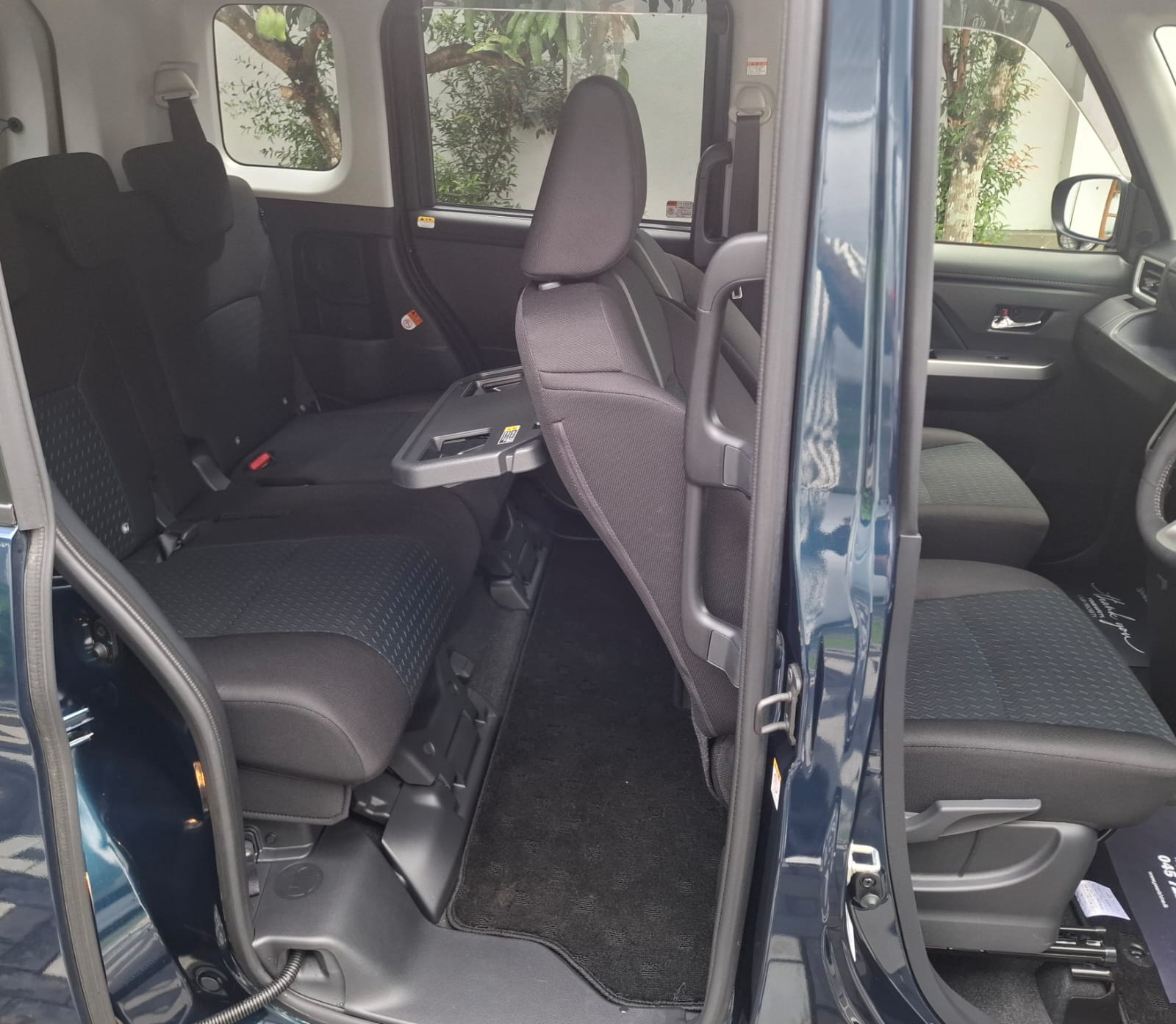 Toyota Roomy Custom GT 2024