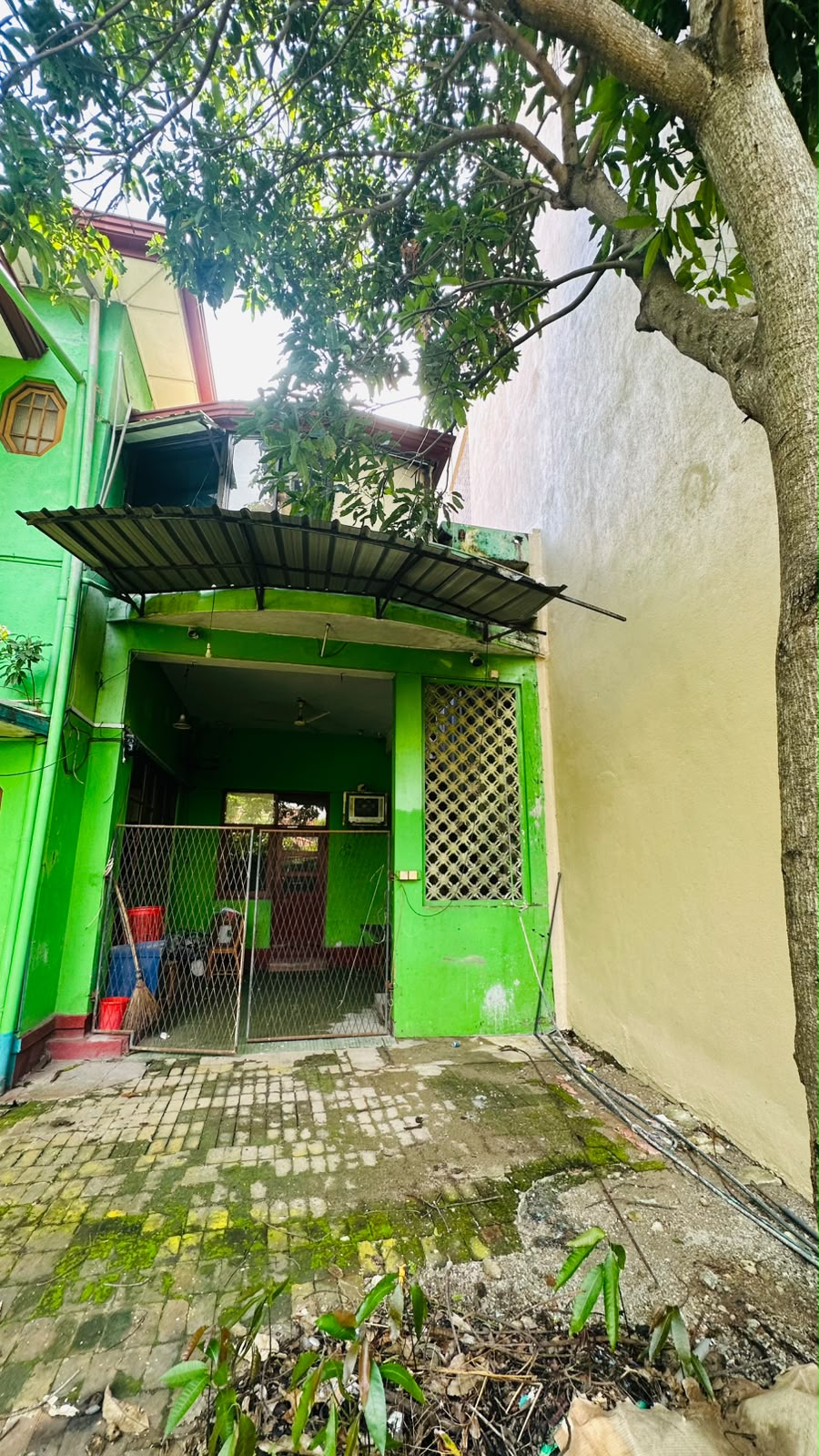Land with House for Sale in Colombo 03