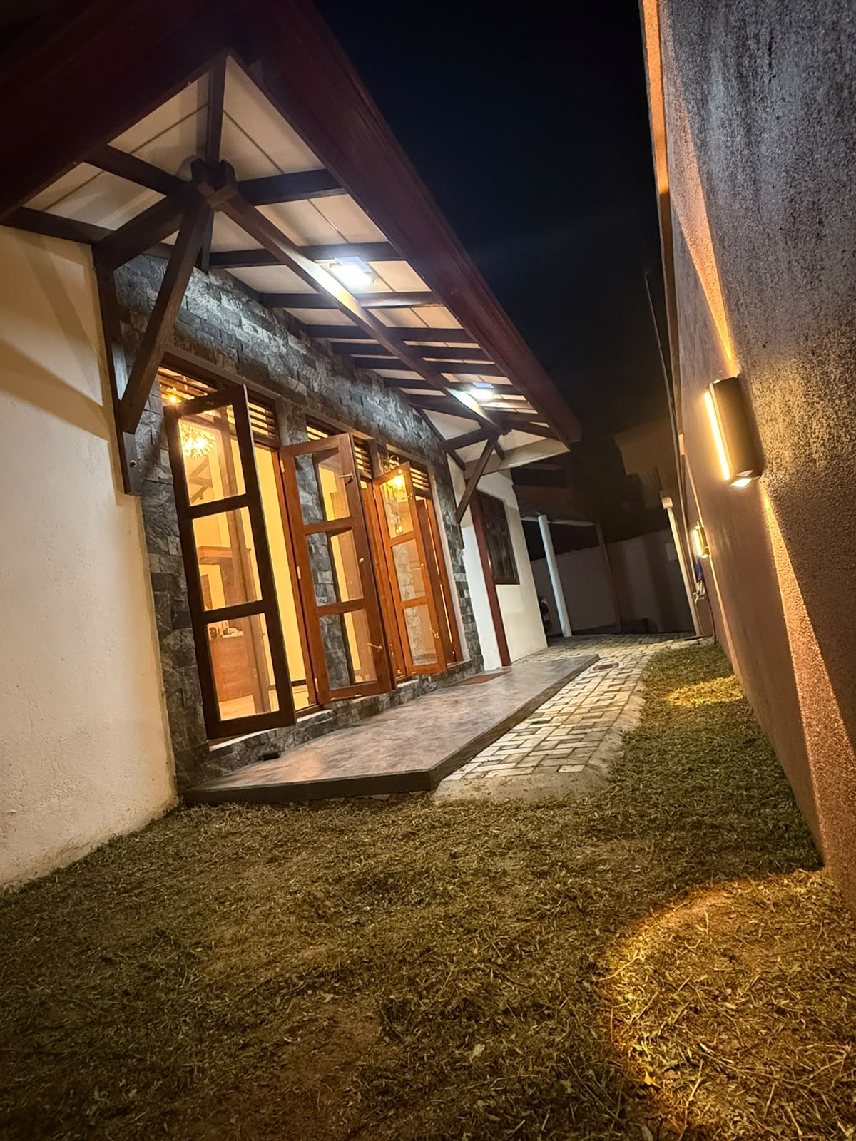 HOUSE FOR SALE – GODAGAMA