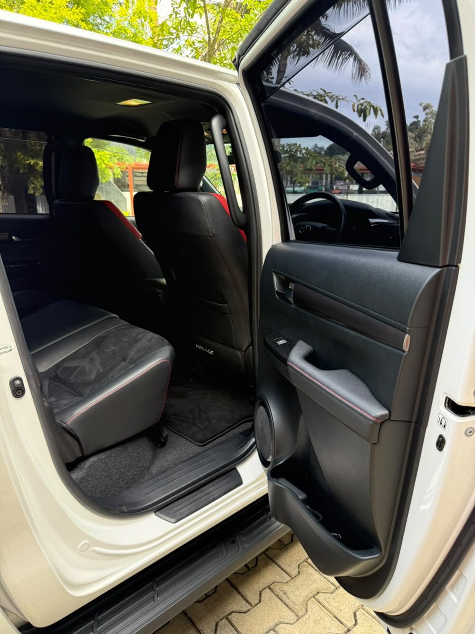 Toyota Hilux GR Sport 2024