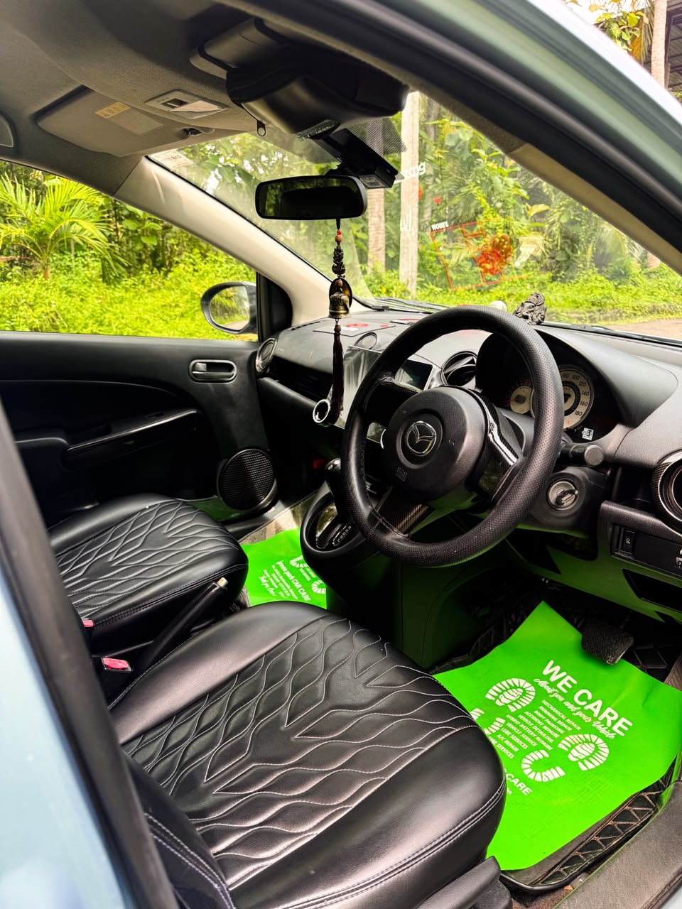 Mazda Demio 2010