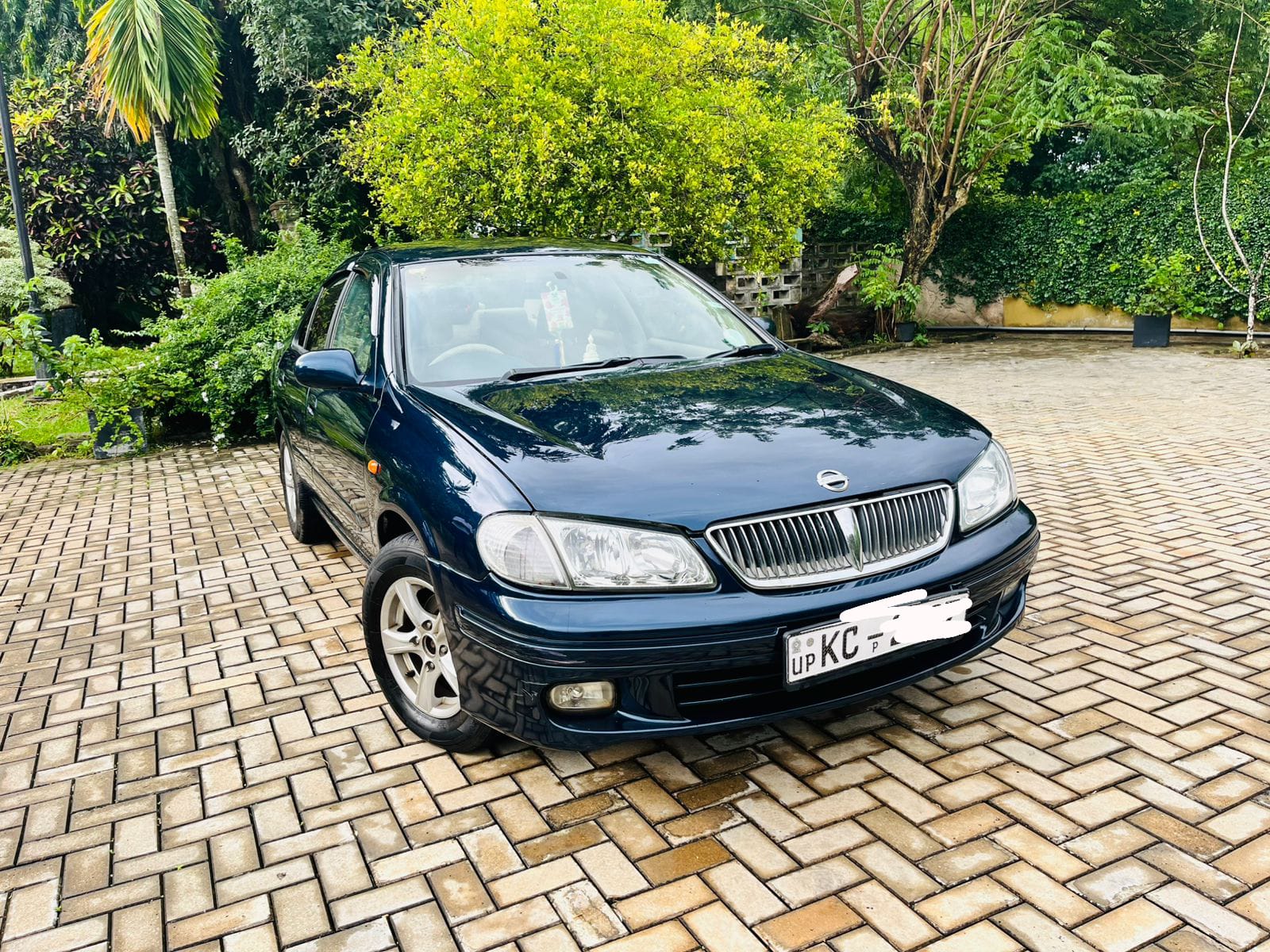 Nissan Sunny 2006