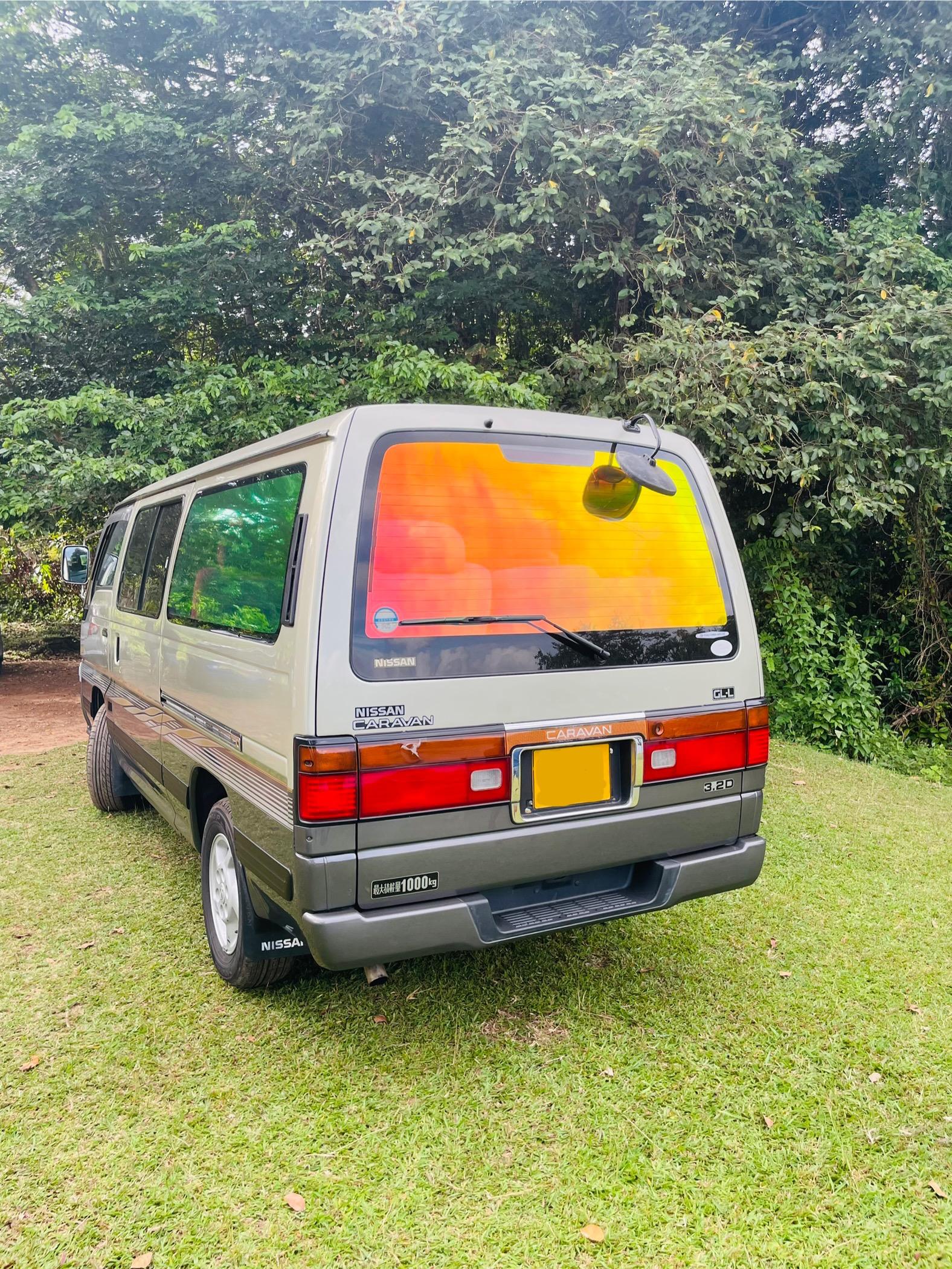 Nissan Caravan GLL 1999