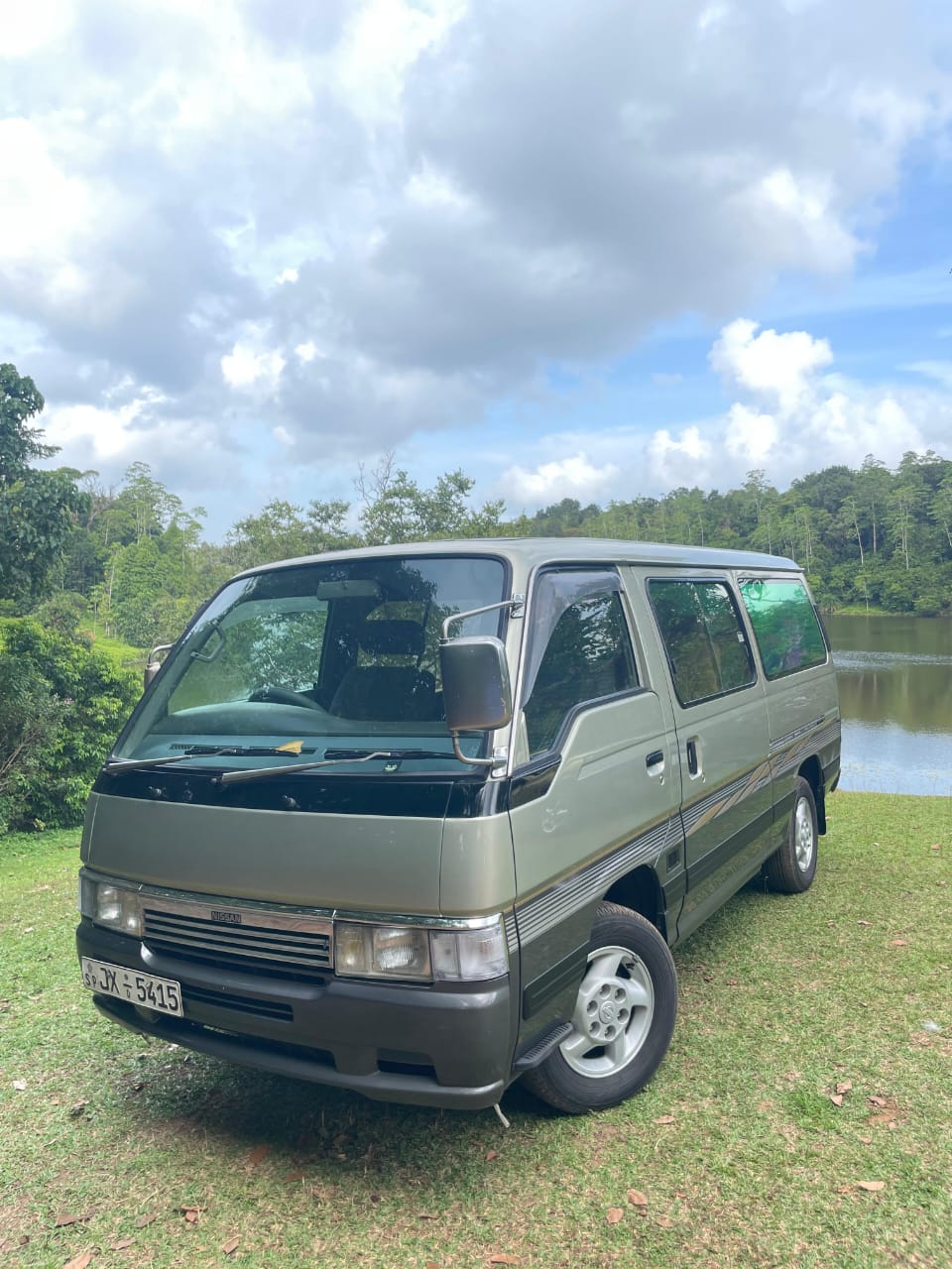 Nissan Caravan GLL 1999