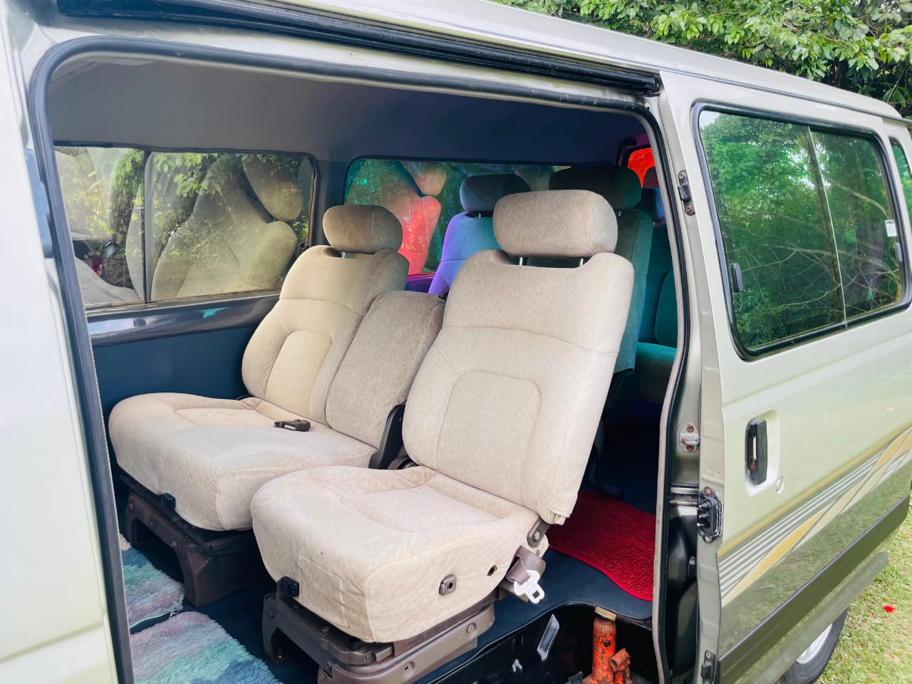 Nissan Caravan GLL 1999