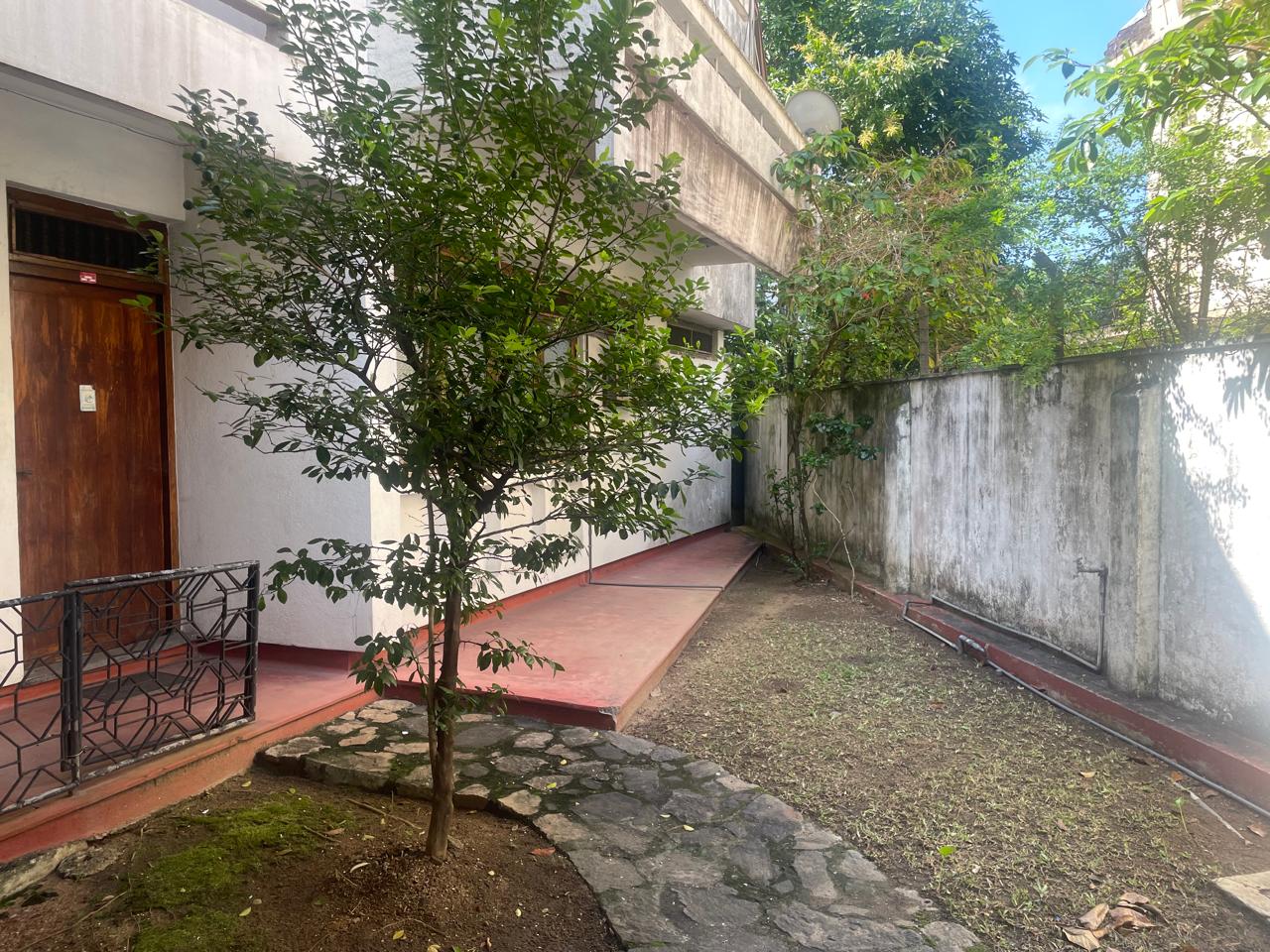 Land with House for Sale Kirulapone
