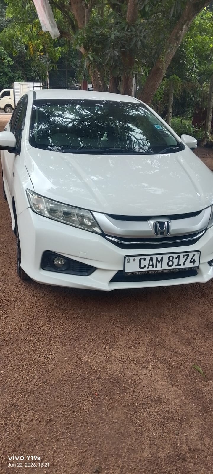 Honda Grace 2015