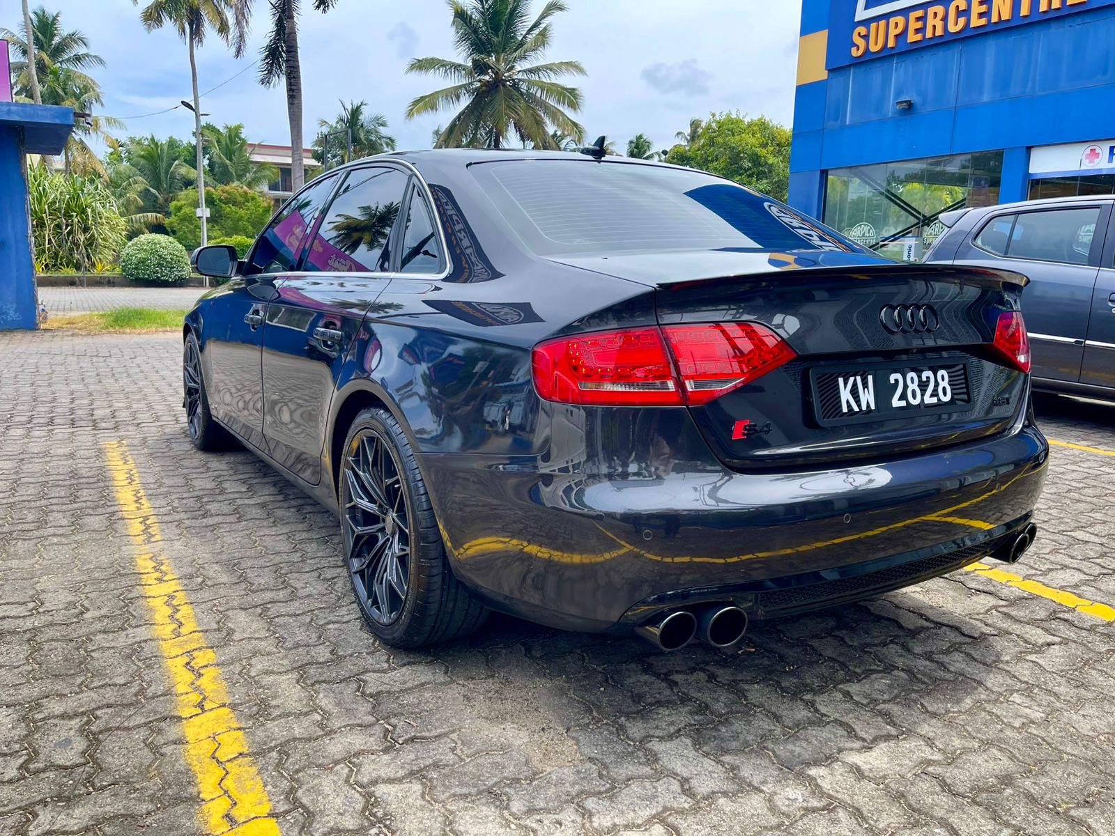Audi A4 2011