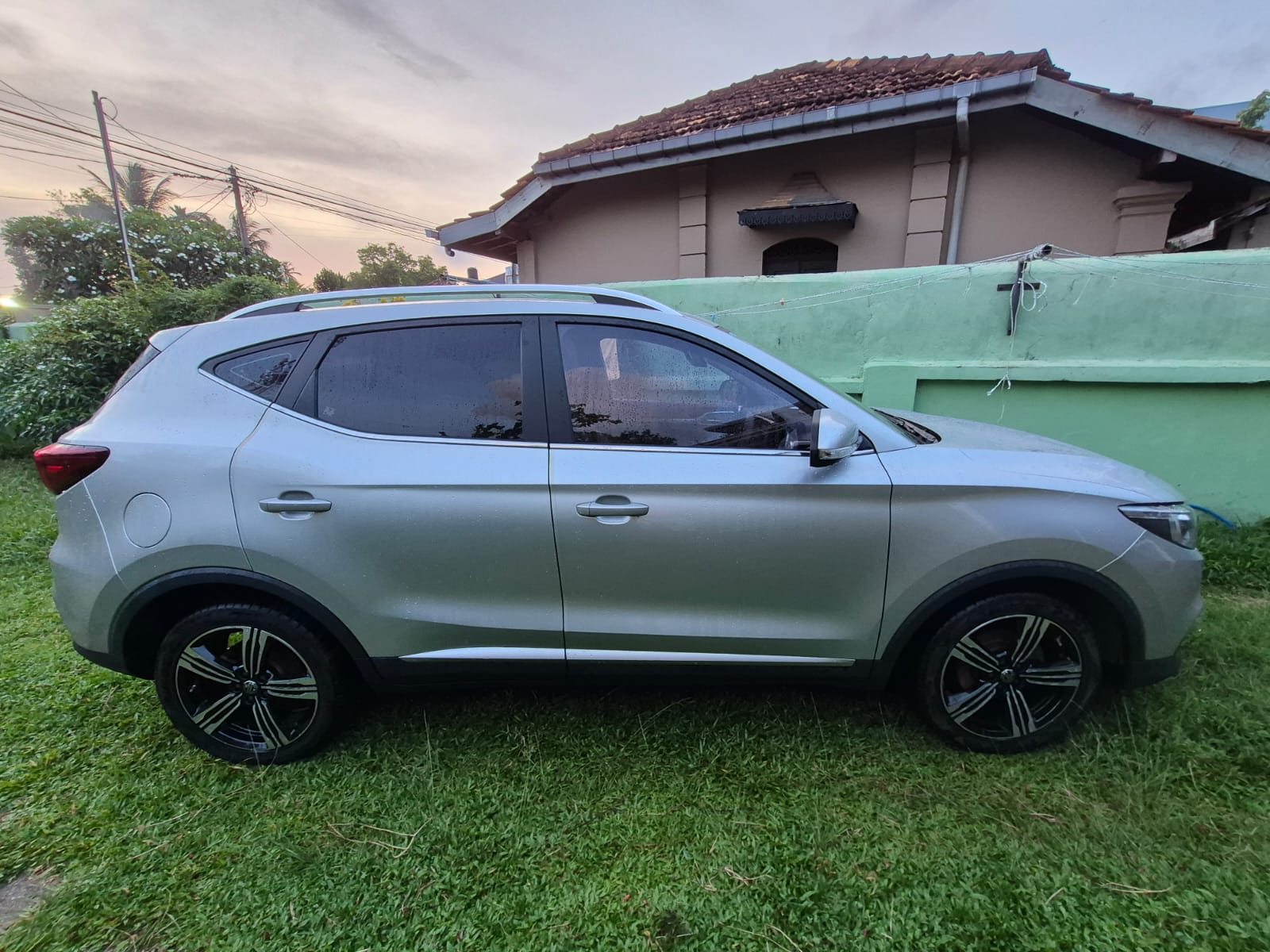 MG ZS 2019