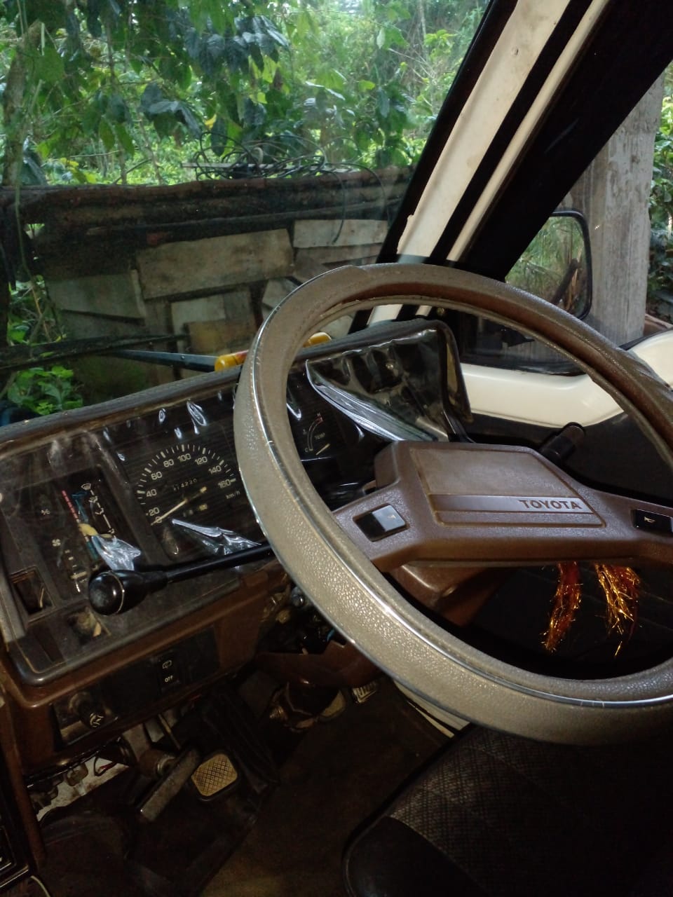 Toyota Hiace 1984