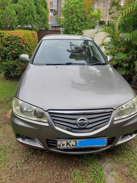 Nissan Sunny N17 2010