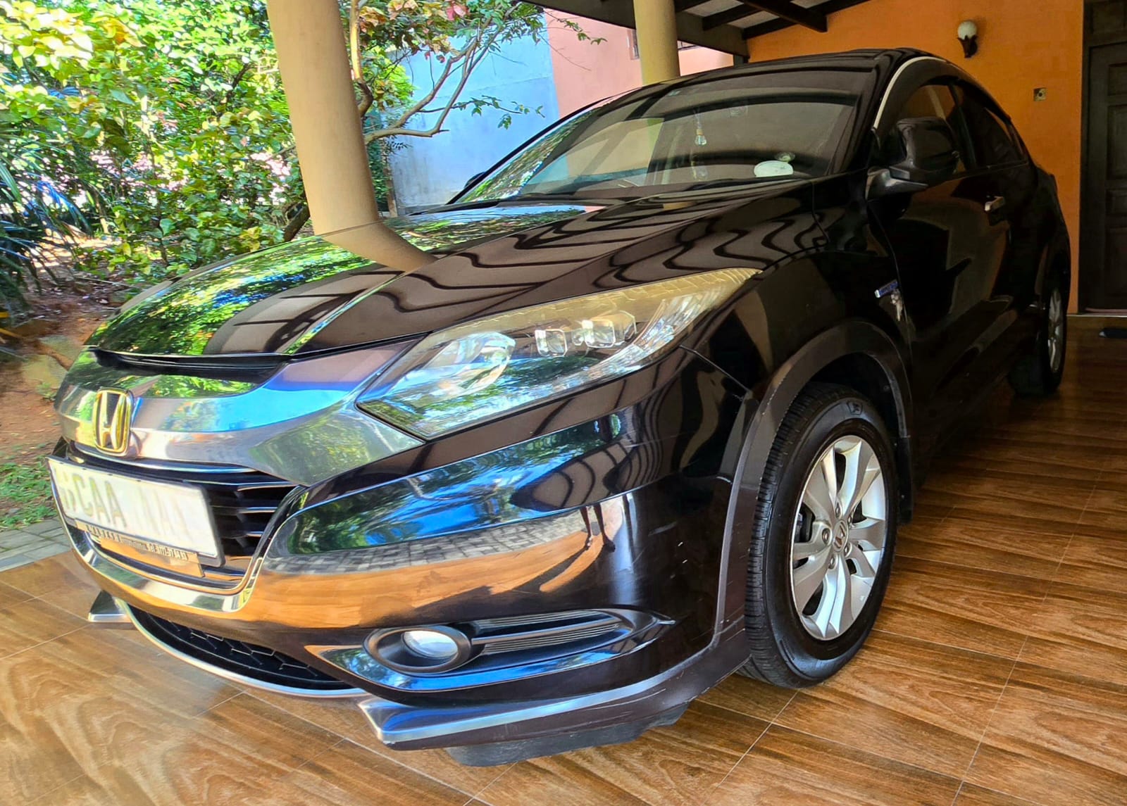 Honda Vezel RU3 2014