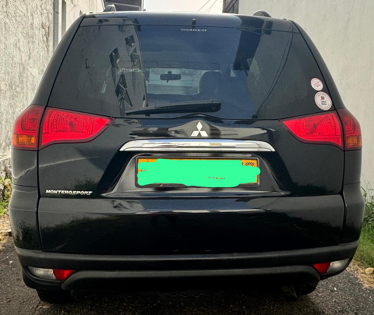 Mitsubishi Montero Sport 2012