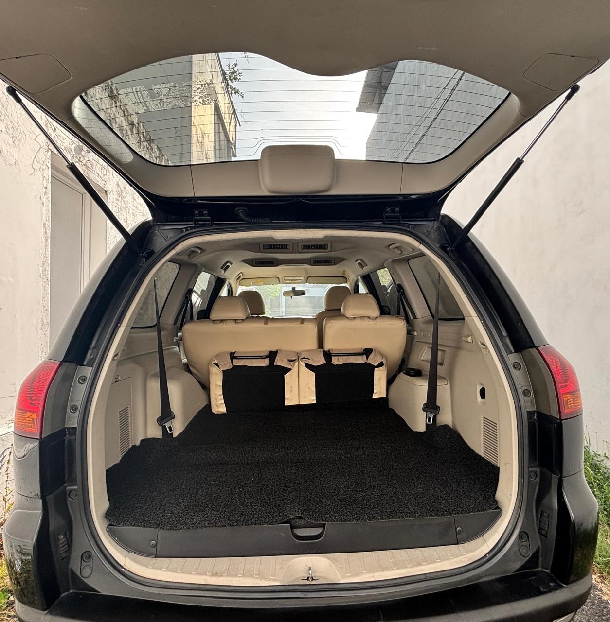Mitsubishi Montero Sport 2012
