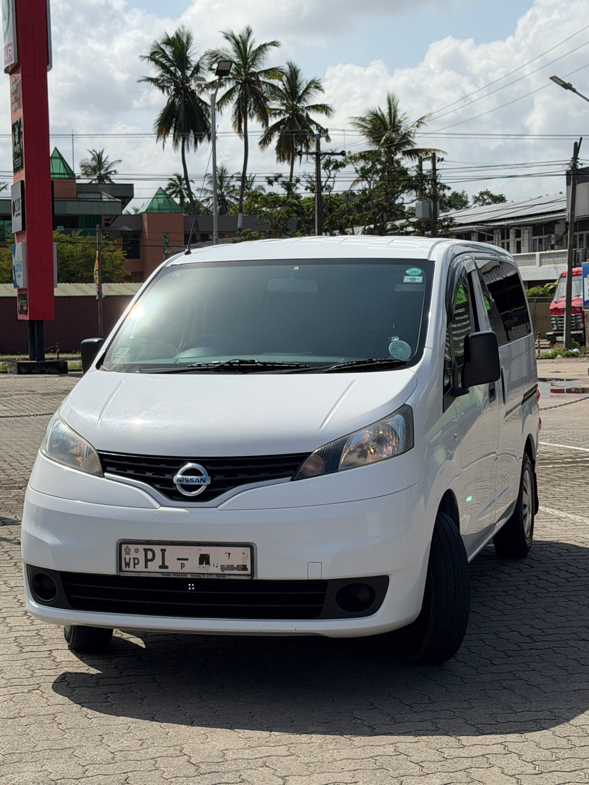 Nissan NV200 2014
