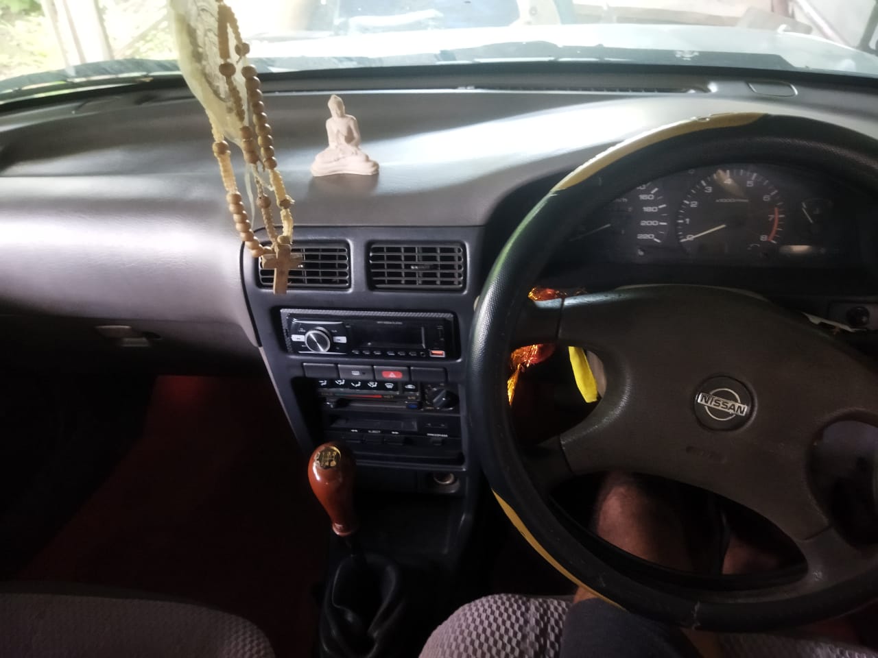 Nissan Sunny 1991