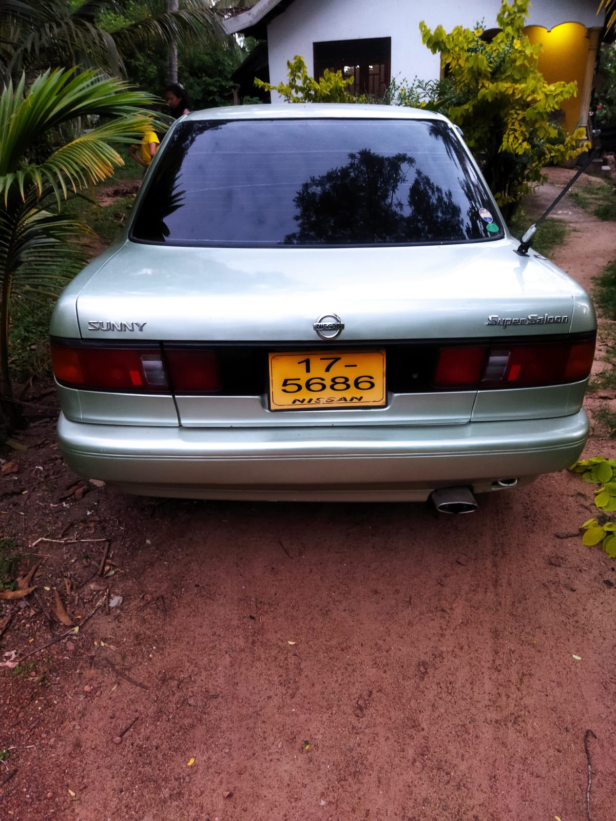 Nissan Sunny 1991