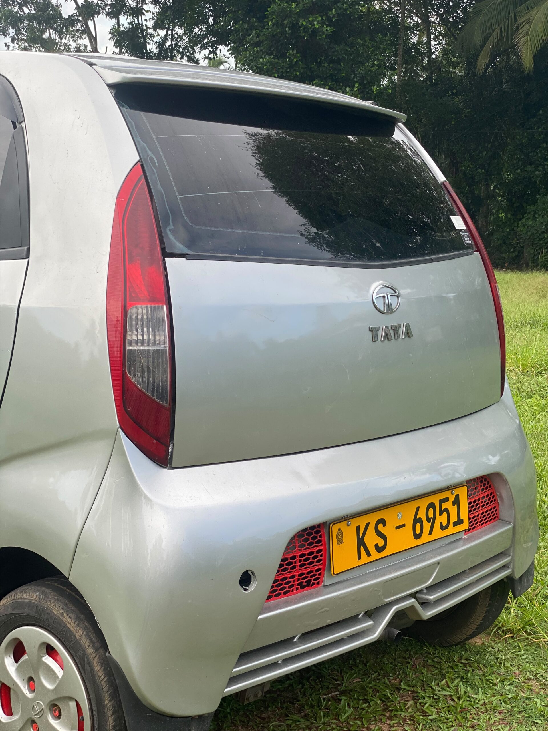 Tata Nano 2012